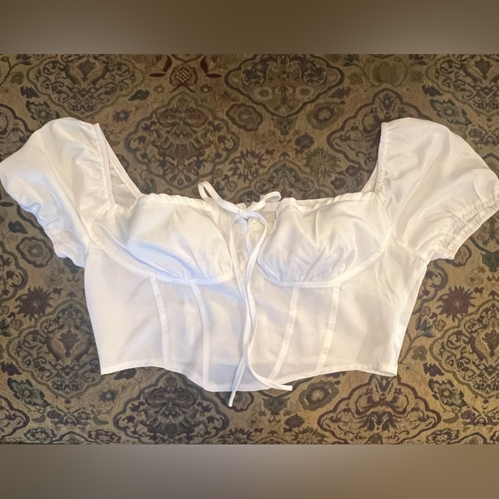 NEW SHEIN off shoulder crop top with front tie and zippered back. Size L